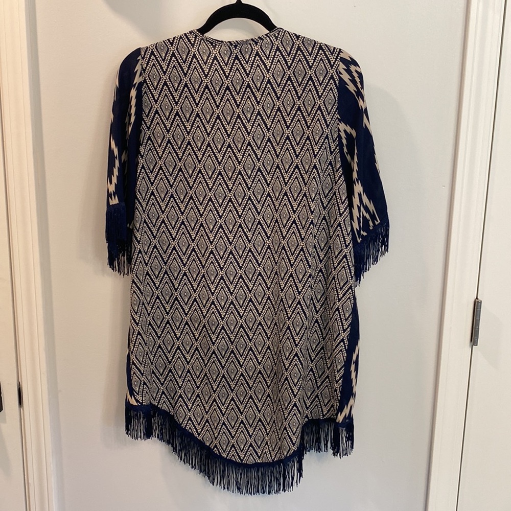 Blue patterned tunic - Picture 2 of 3